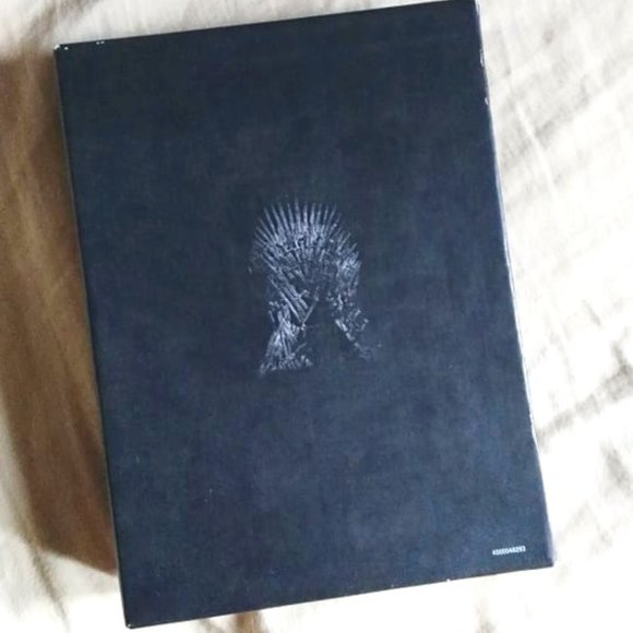 Complete Season 4 Game of Thrones - Picture 1 of 4